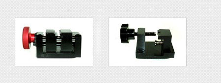 Various kinds of replaceable clamps are available for easy key cutting.
